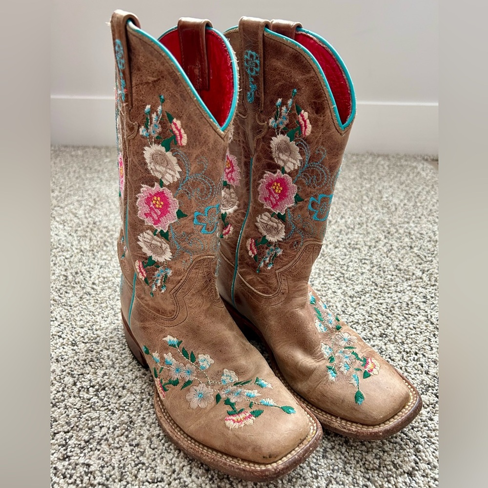 Macie Bean Embroidered Cowboy Boots